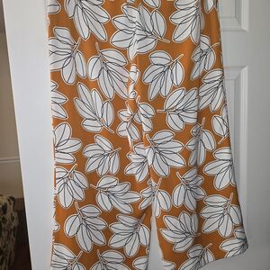 Ann Taylor Orange Wide-Leg Capris with White Floral Print